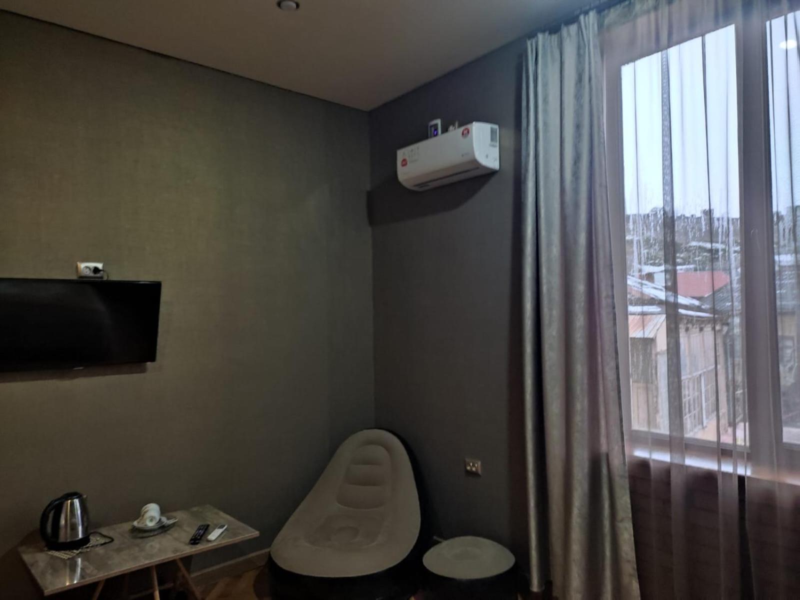 Hotel Mariella à Akhaltsikhé Extérieur photo